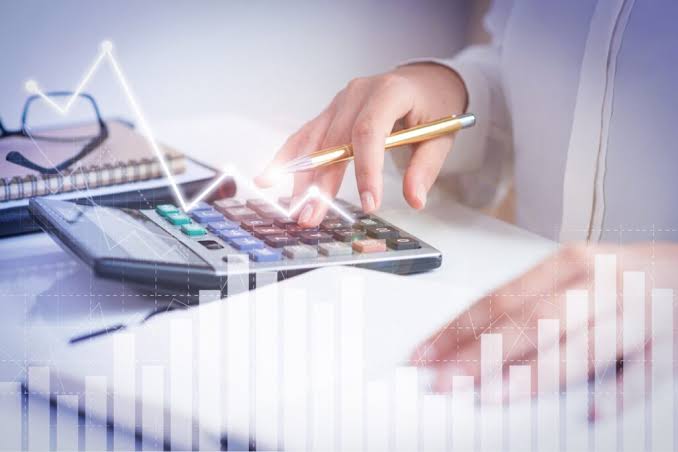 ارزش افزوده با مالیات عملکرد